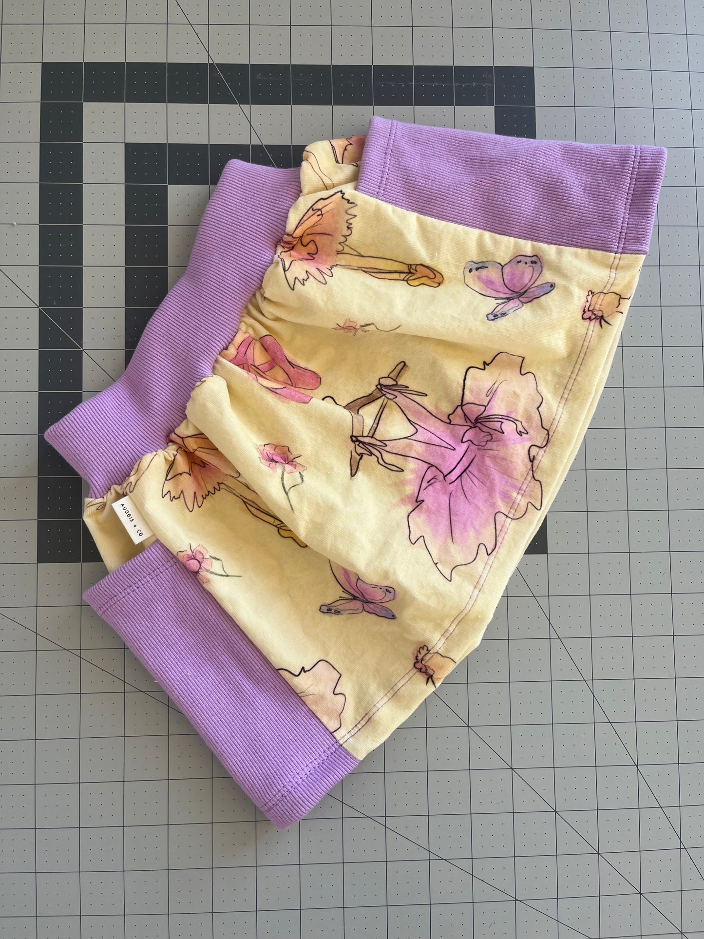 Ballet Watercolour - Light Corduroy